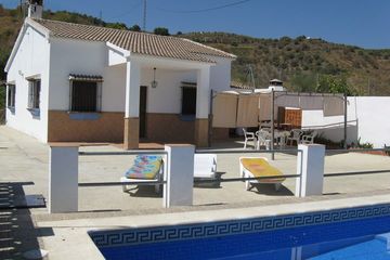 Casa Villanueva - vakantiehuisje Andalusië in natuur Almachar/Moclinejo