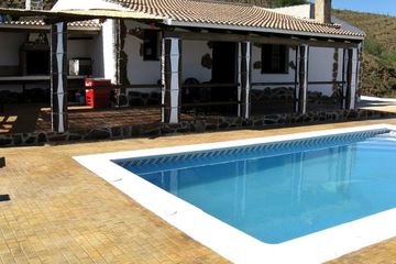 Casa El Pilon - vakantiehuis Zuid Spanje Andalusie zwembad wifi bbq natuur