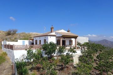 Casa Alegria - Goedkope villa Andalusie, vakantiehuis wifi zwembad Spanje